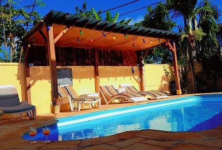 Jolie Villa Santa Avec Piscine Pointe aux Piments Kültér fotó